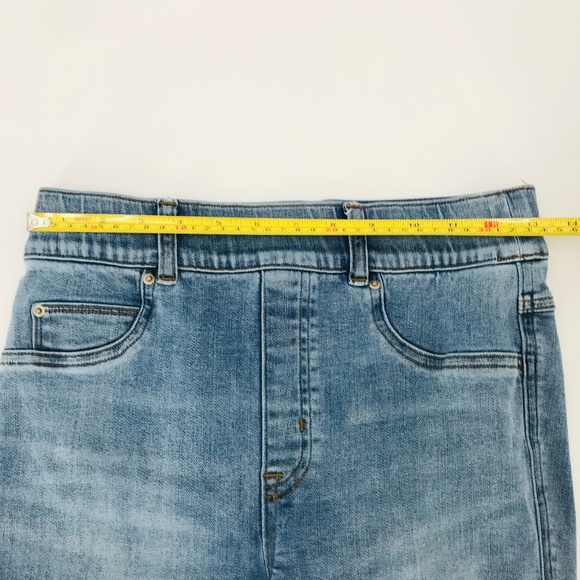 Spanx Skinny Jeans High Rise in Light Vintage Wash Size Small - Picture 9 of 11